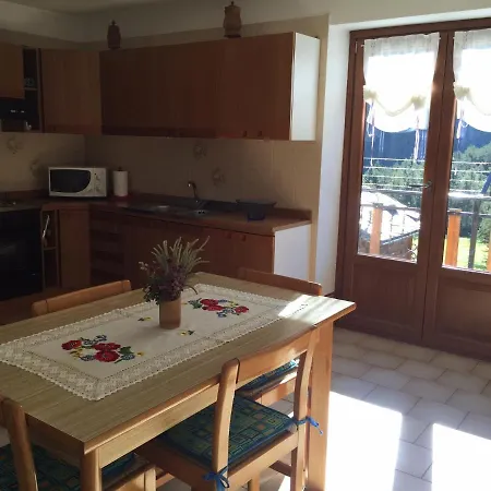La Casa Fiorita Apartment Bionaz
