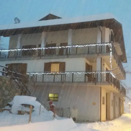 La Casa Fiorita Apartment *