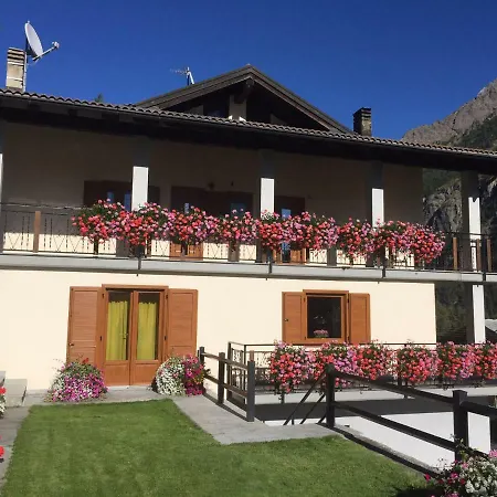 Apartment La Casa Fiorita Bionaz